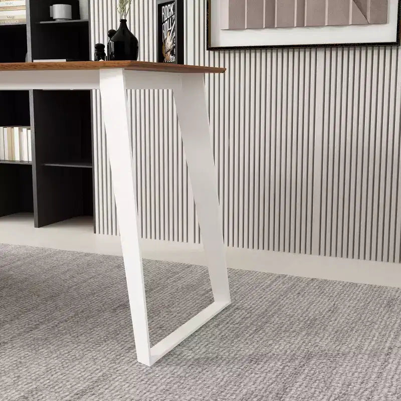 Bureau d'angle en forme de L avec tiroirs