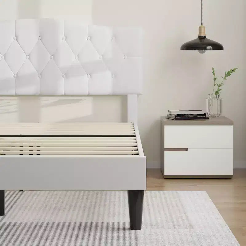 Lit rembourré avec plateforme en bois et tête de lit réglable en velours, pas besoin de sommier tapissier