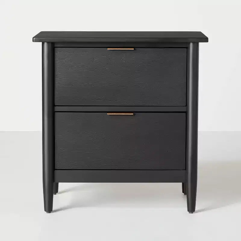Tables de chevet en bois avec tiroirs
