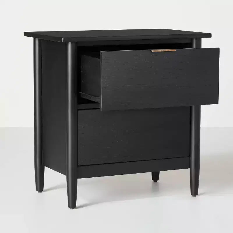 Tables de chevet en bois avec tiroirs